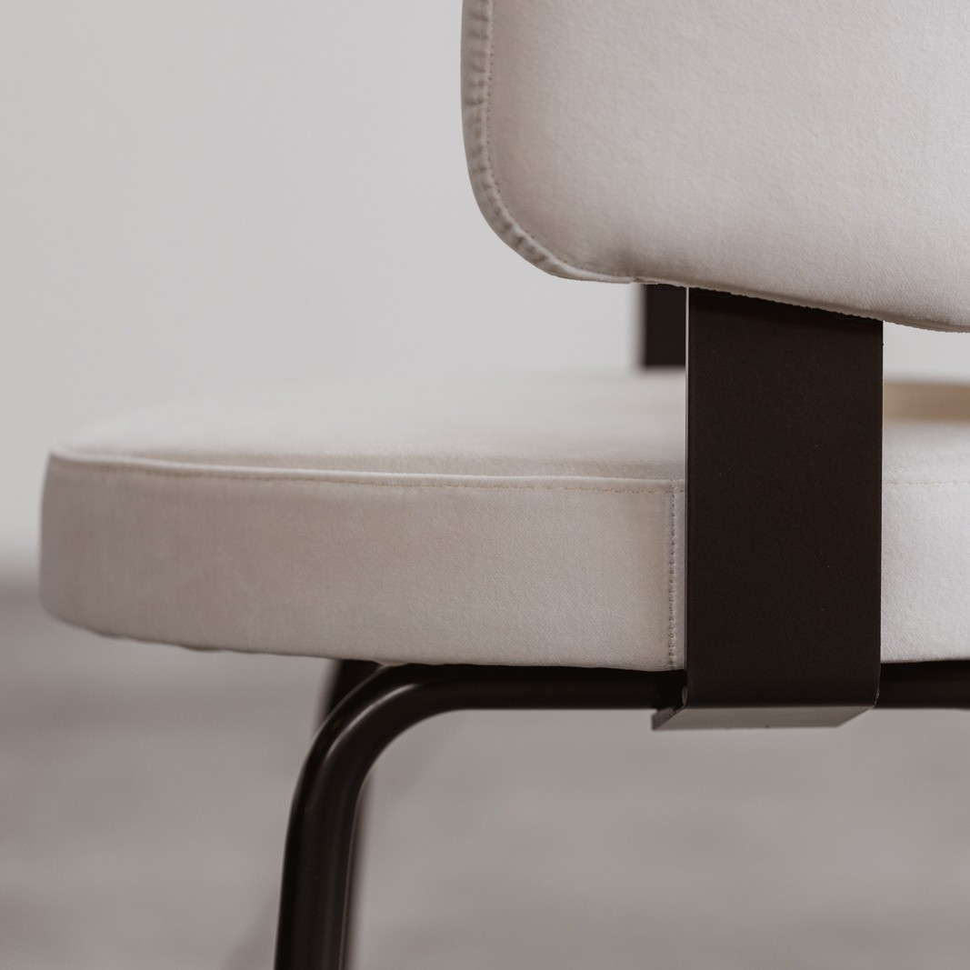 Gianni Moscatelli Dining Chairs for Formanova, White Velvet, 1968, Set of 8, 1968