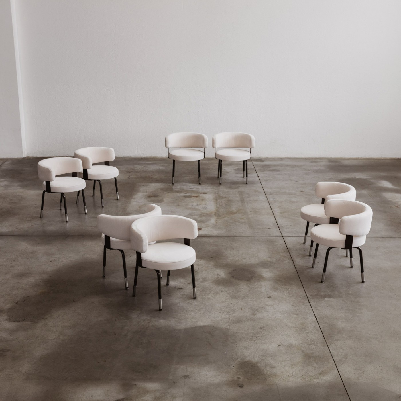 Gianni Moscatelli Dining Chairs for Formanova, White Velvet, 1968, Set of 8, 1968