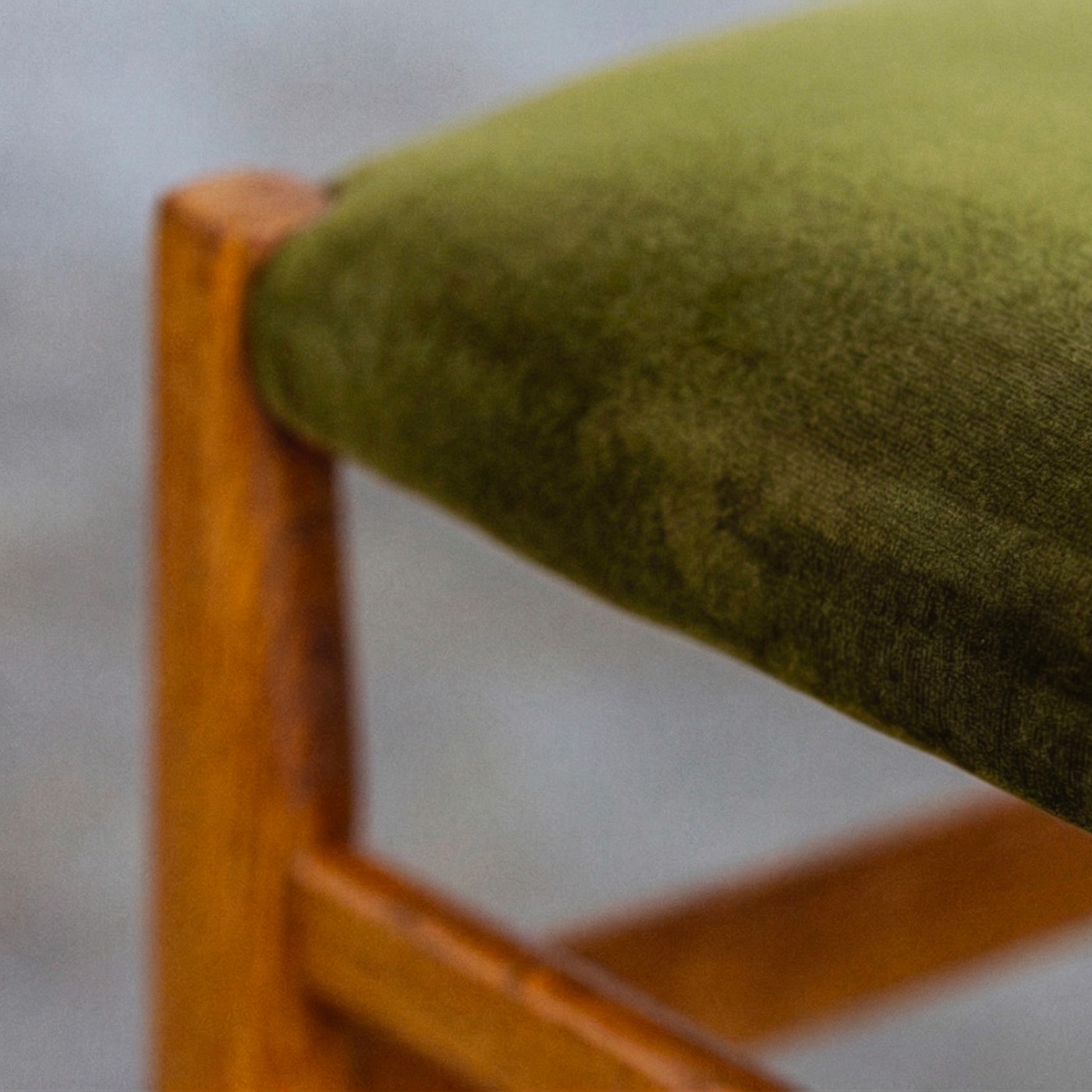 Gio Ponti 646 "Leggera" Dining Chairs for Cassina, Green Velvet, 1952, Set of 8, 1952