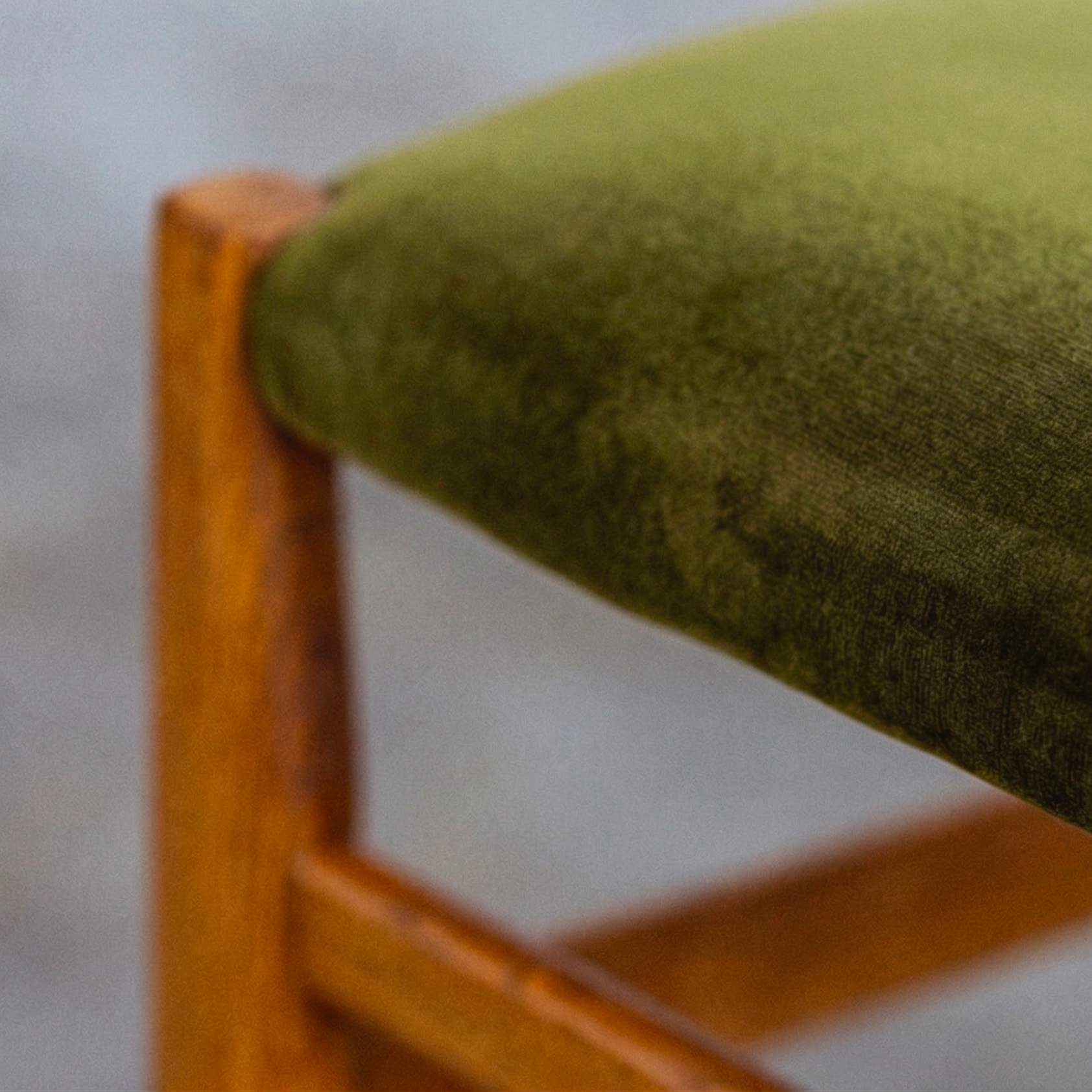 Gio Ponti 646 "Leggera" Dining Chairs for Cassina, Green Velvet, 1952, Set of 8, 1952
