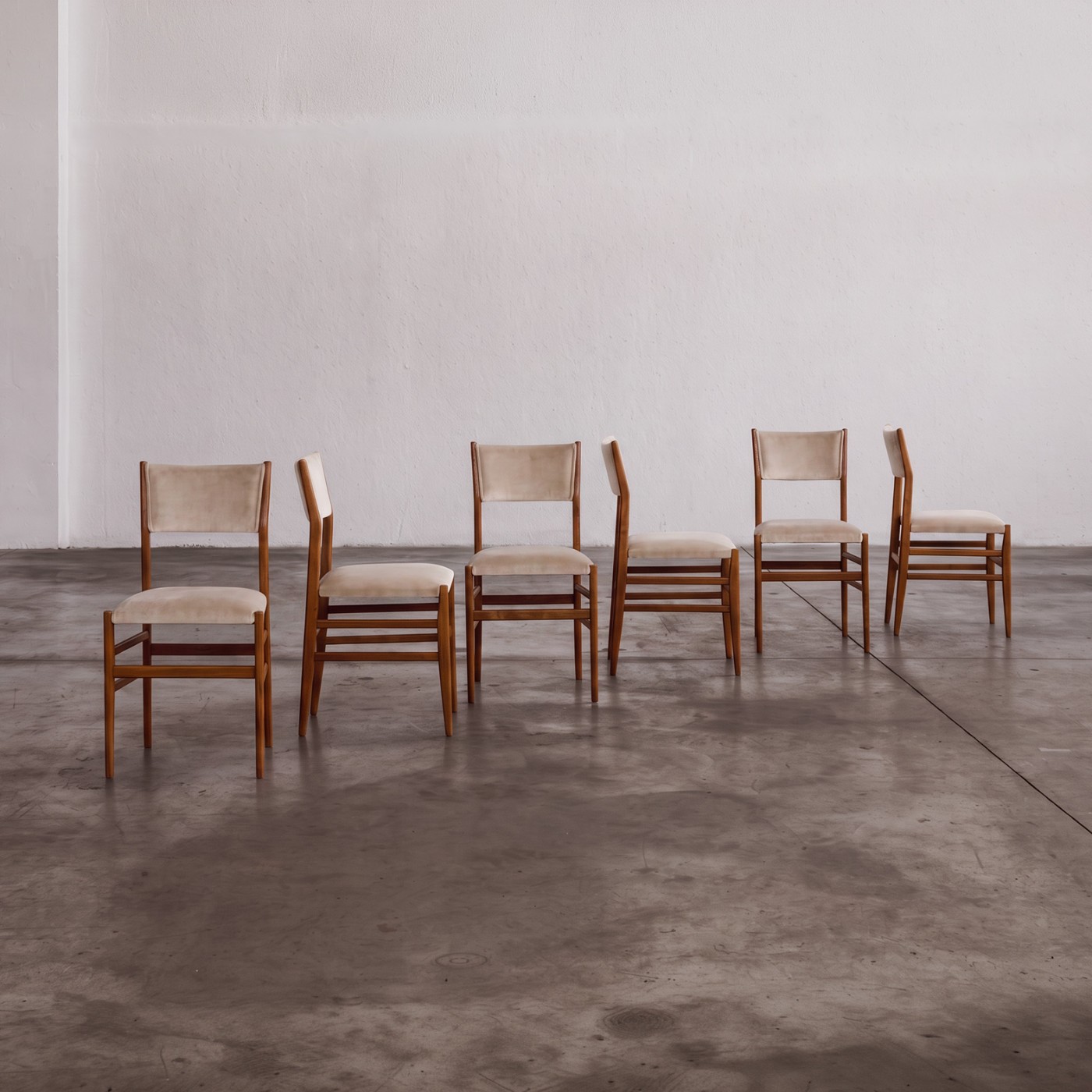 Gio Ponti 646 "Leggera" Dining Chairs for Cassina, Sand Beige Velvet, 1952, Set of 6, 1952