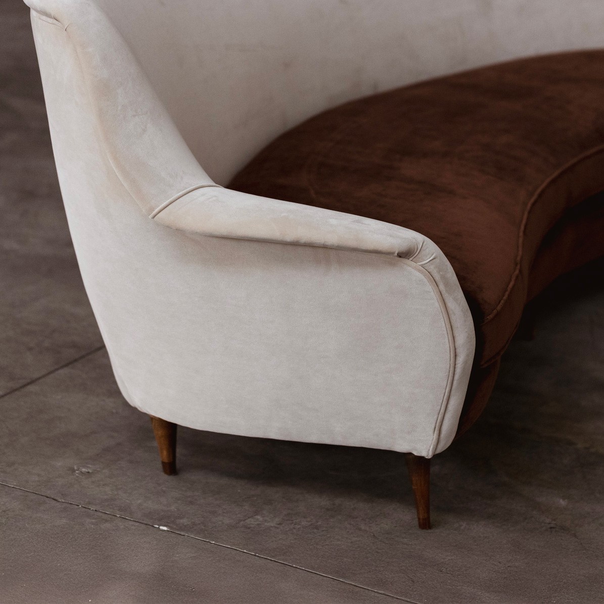Gio Ponti Curved Sofa for Casa e Giardino, Velvet, 1956, Attributed, 1956