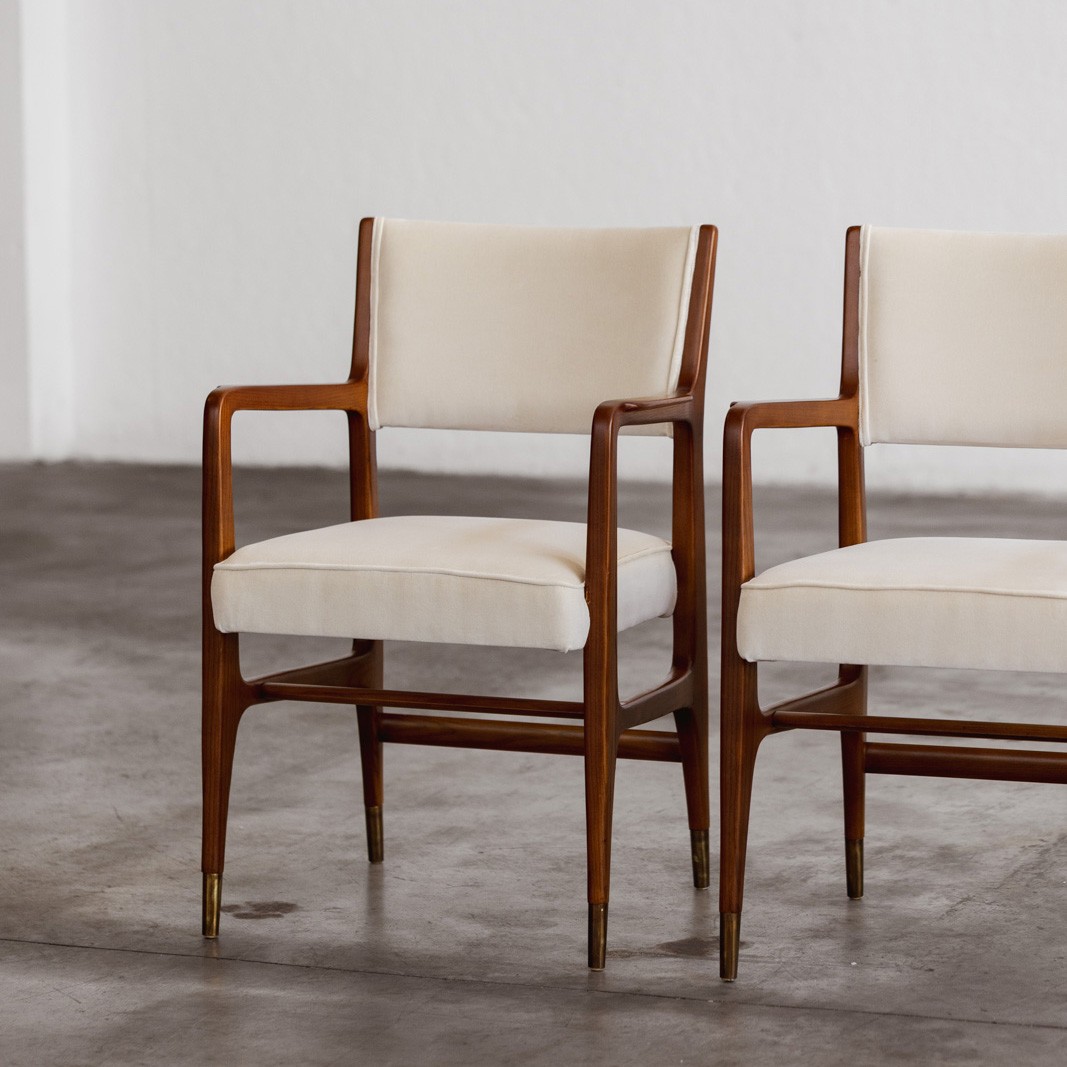 Gio Ponti & Fornasetti “110” Chairs for Cassina, White Velvet, 1953, Set of 6, 1953