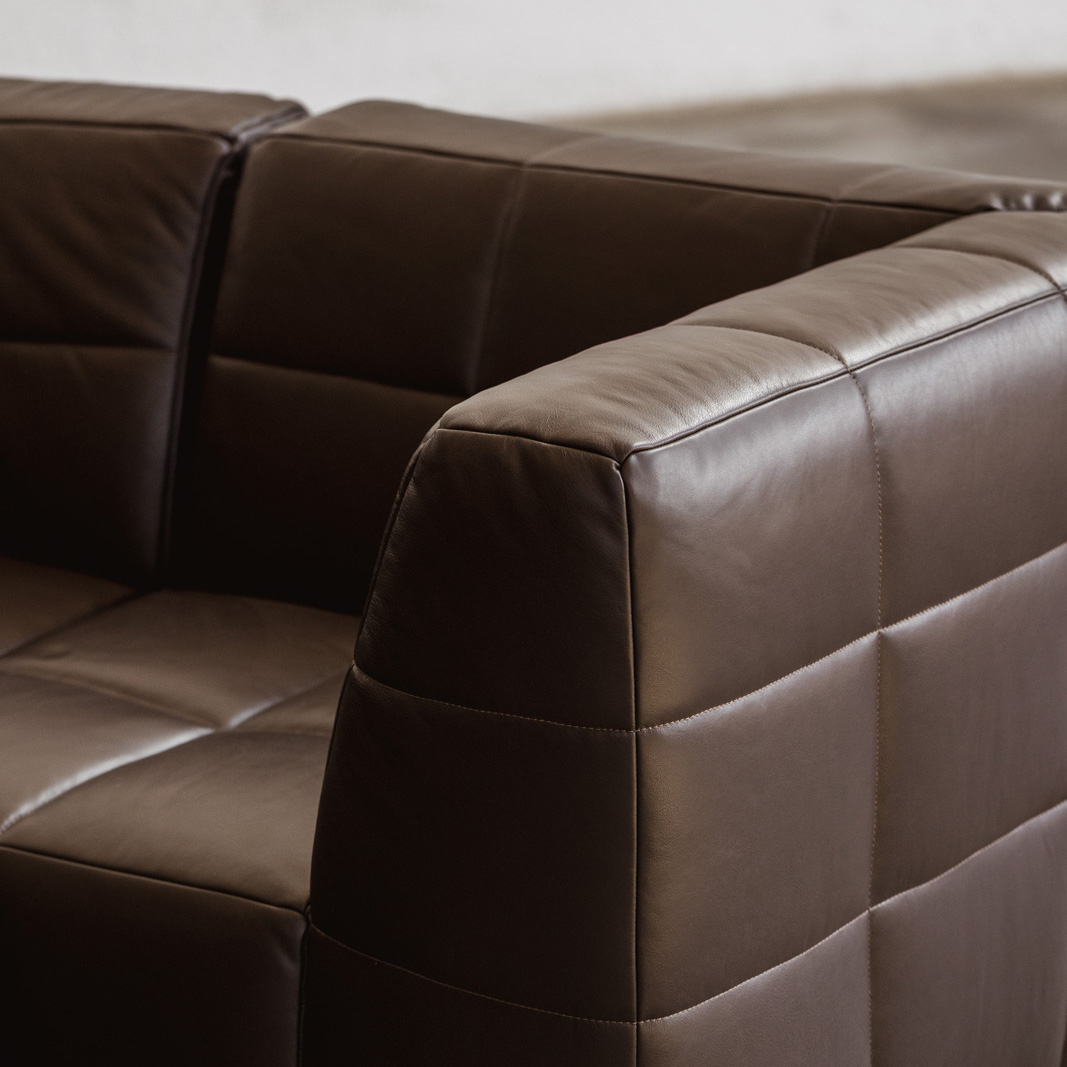 Hans Hopfer "Castell" Sofa for Neue Wiener Werkstätte, Dark Brown Leather, 1972, 1972