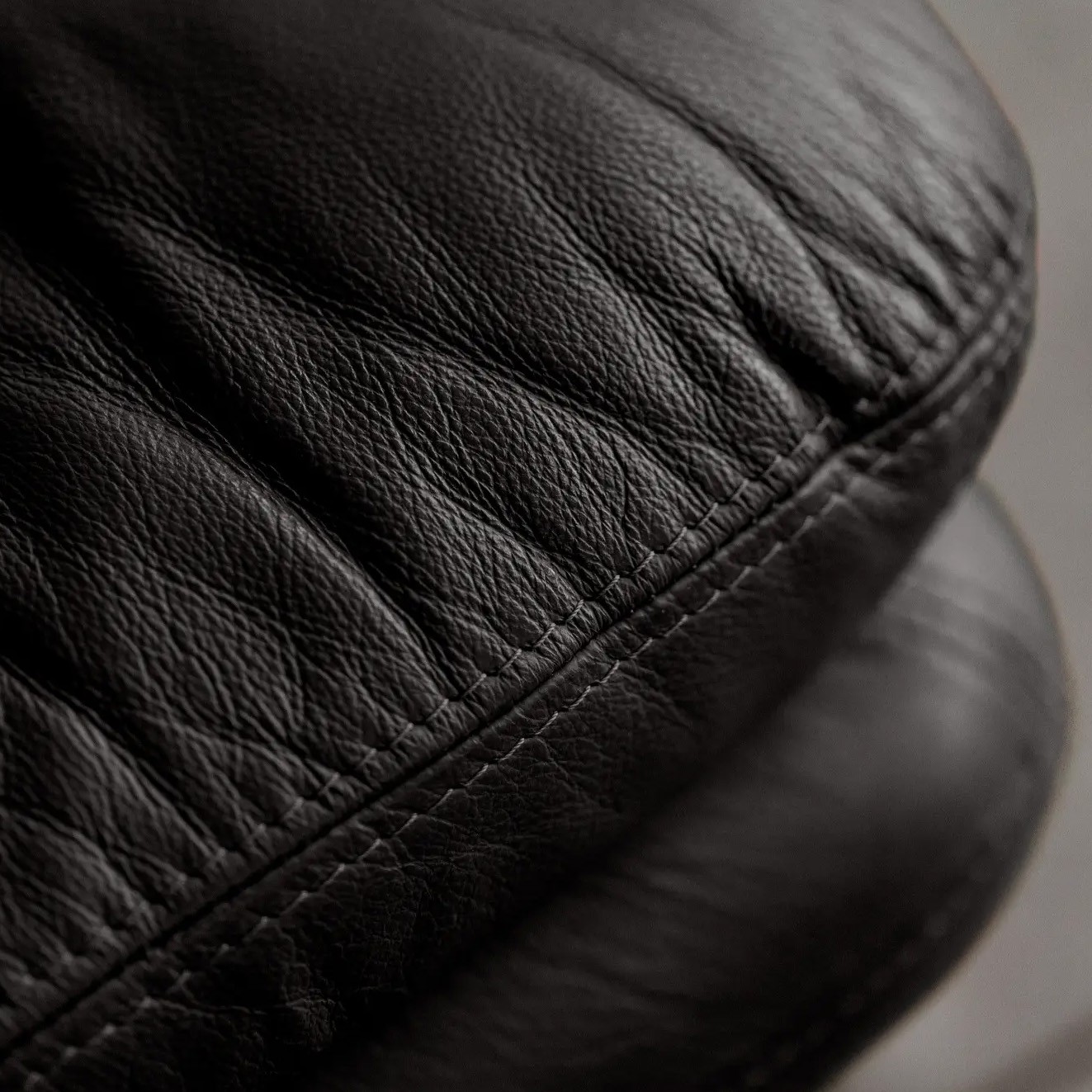 Hans Von Klier Armchair for Giuseppe Rossi Di Albizzate, Black Leather, 1970, 1970