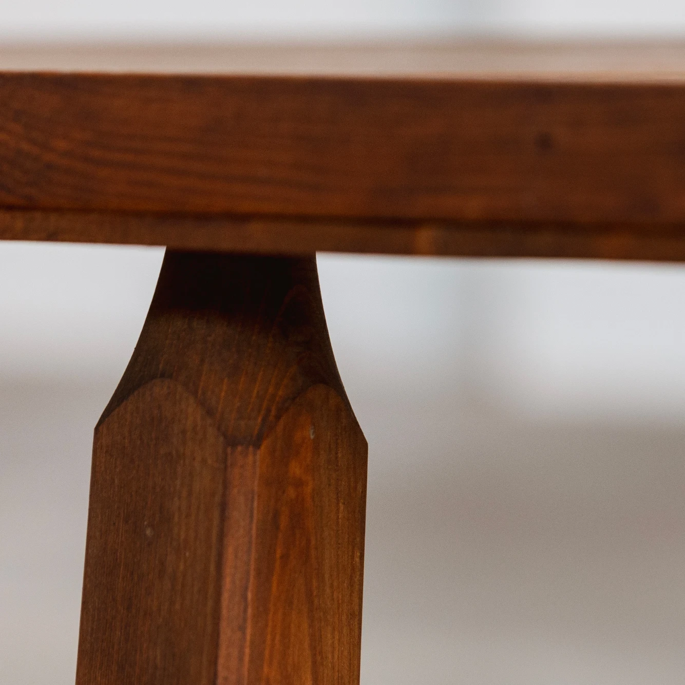 Hardwood brutalist side table, 1970, 1970