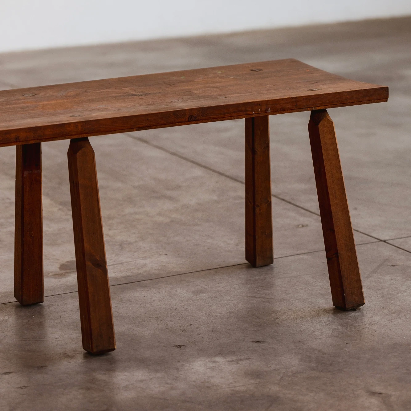 Hardwood brutalist side table, 1970, 1970