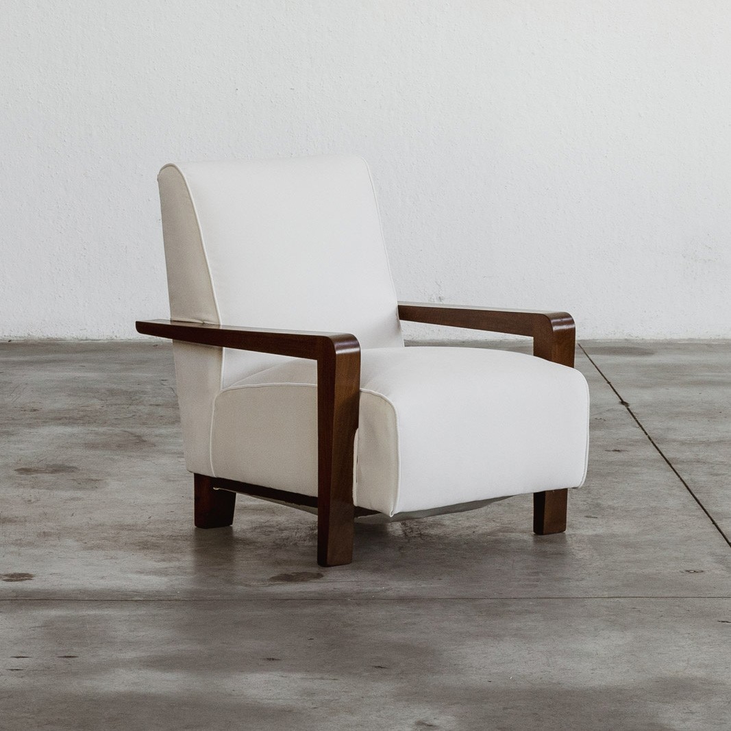 Italian Art Deco Armchair, White Velvet and Walnut, 1930s, 1930s