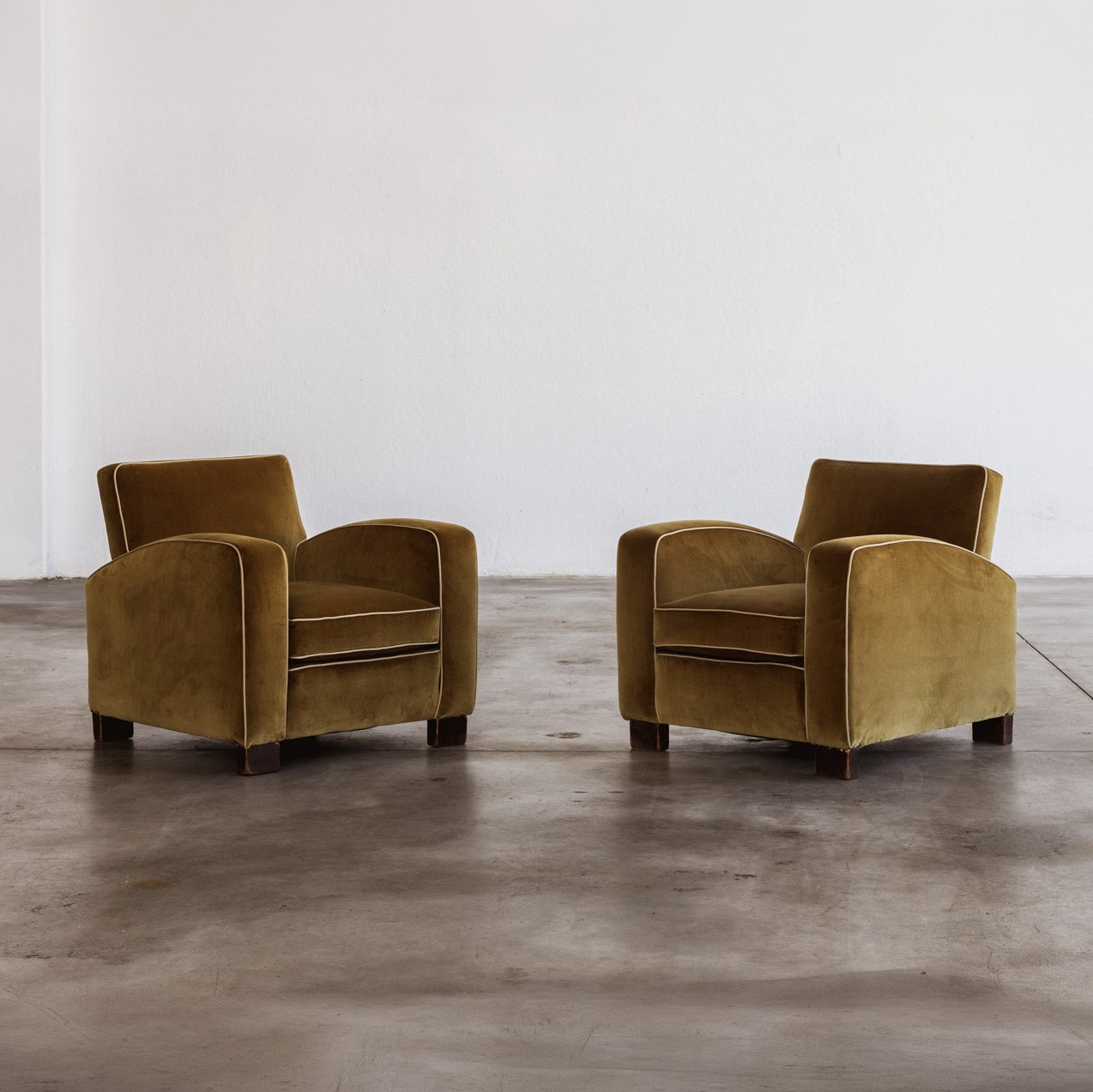 Jacques Adnet Club Armchairs, Musk Green Velvet, 1930s, Set of 2, 1930s