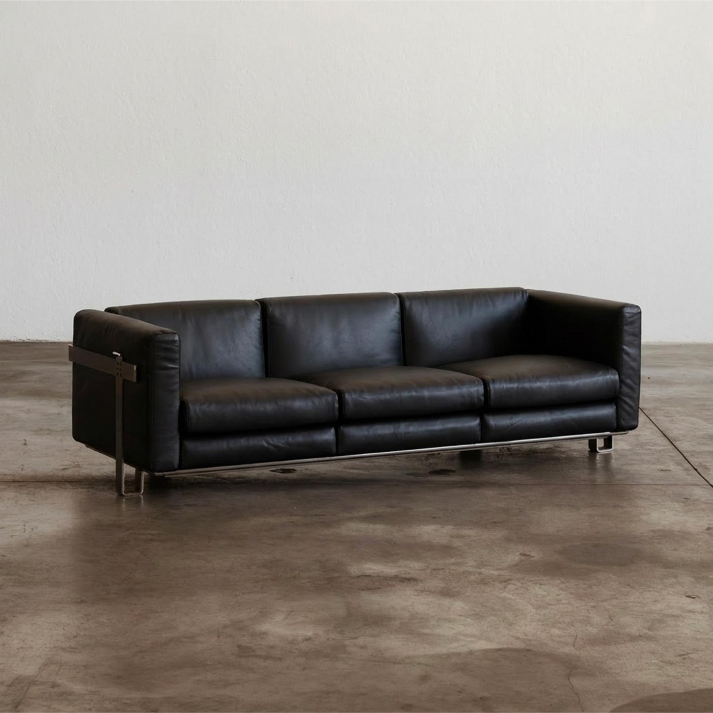 Kazuhide Takahama Three-seater Sofa for Simon Gavina, Black Leather, 1965, 1965