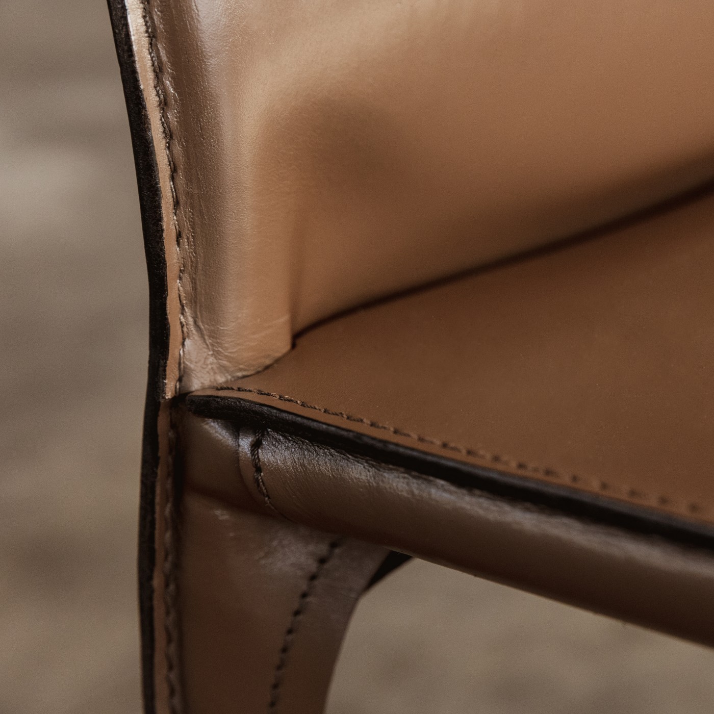 Mario Bellini "CAB 412" Dining Chairs for Cassina, Tobacco leather, 1977, Set of 6, 1970s