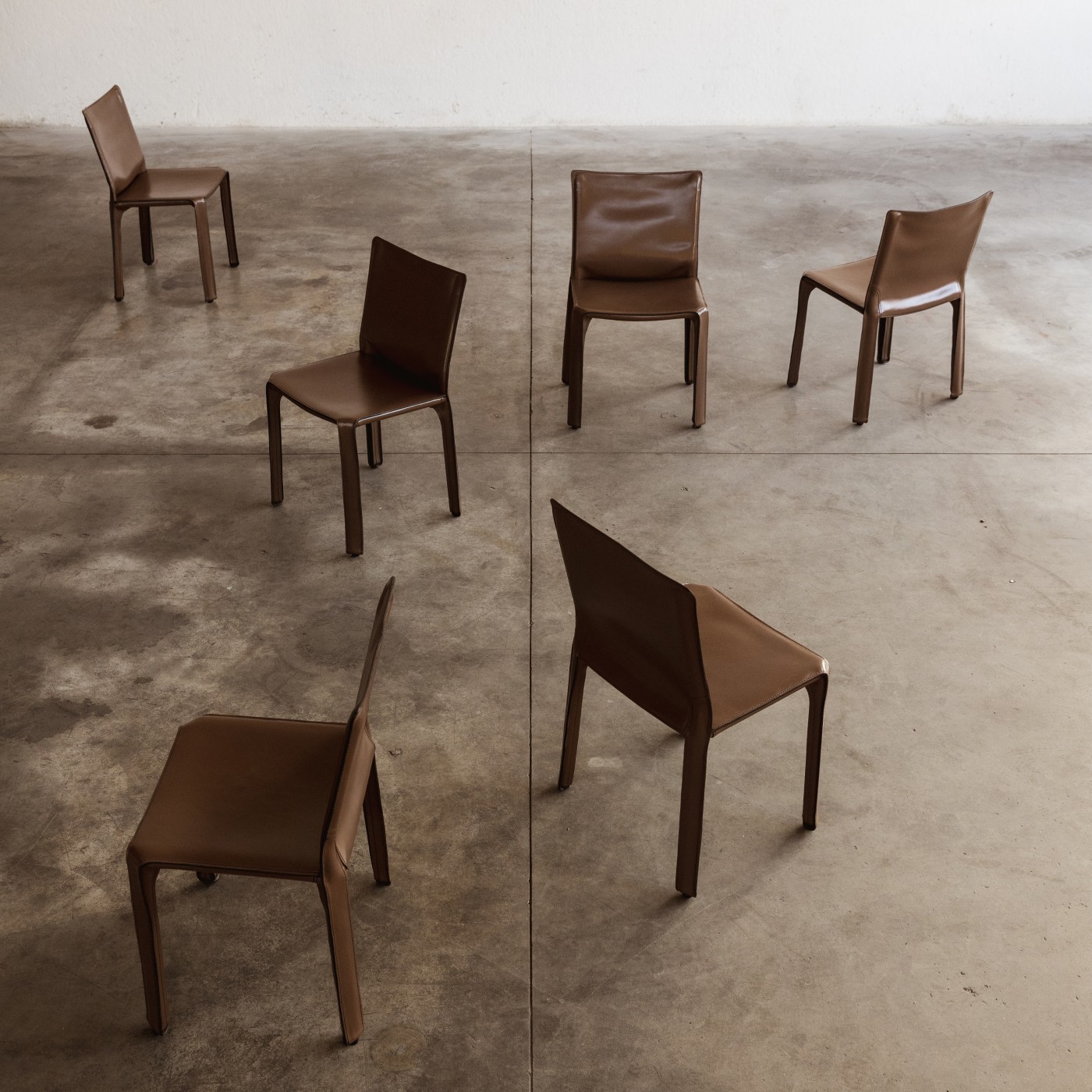 Mario Bellini "CAB 412" Dining Chairs for Cassina, Tobacco leather, 1977, Set of 8, 1970s
