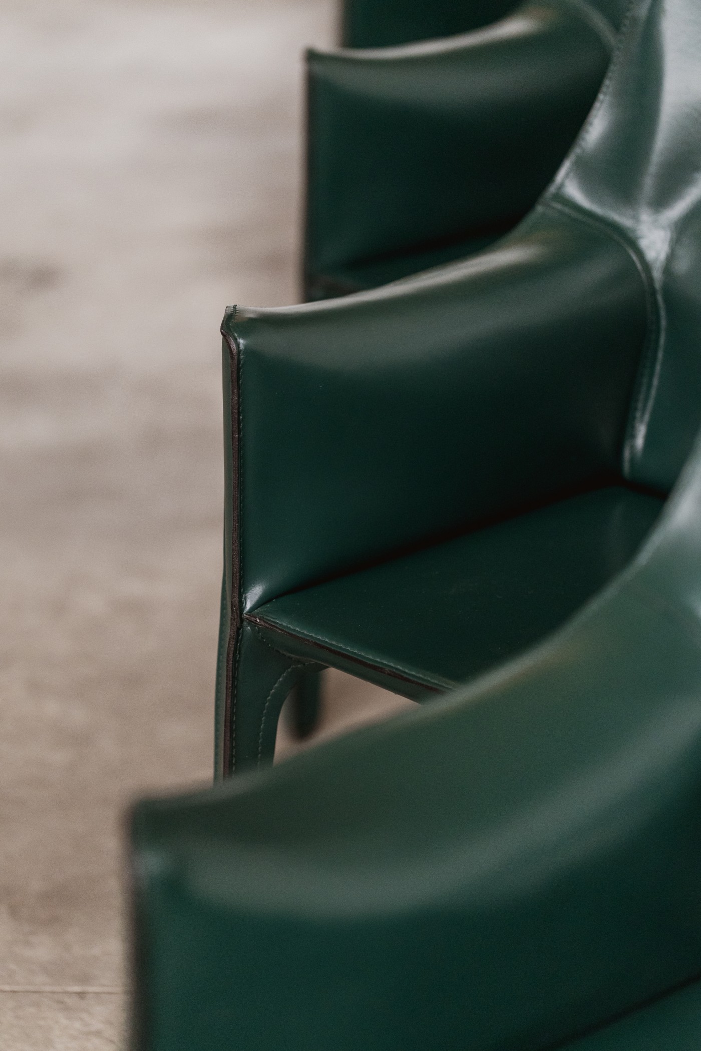 Mario Bellini "CAB 413” Chairs for Cassina, Dark Green Leather, 1977, Set of 6, 1977