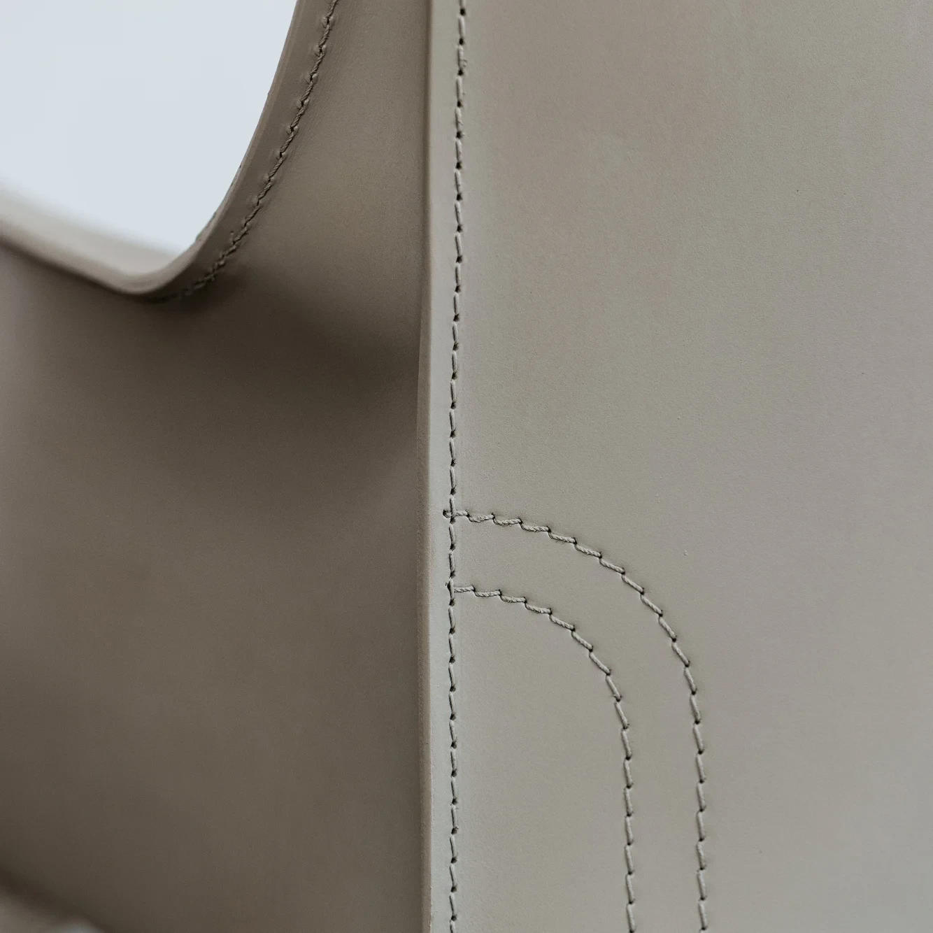 Mario Bellini “CAB 413” Chairs for Cassina, Ivory Leather, 1977, Set of 4, 1977