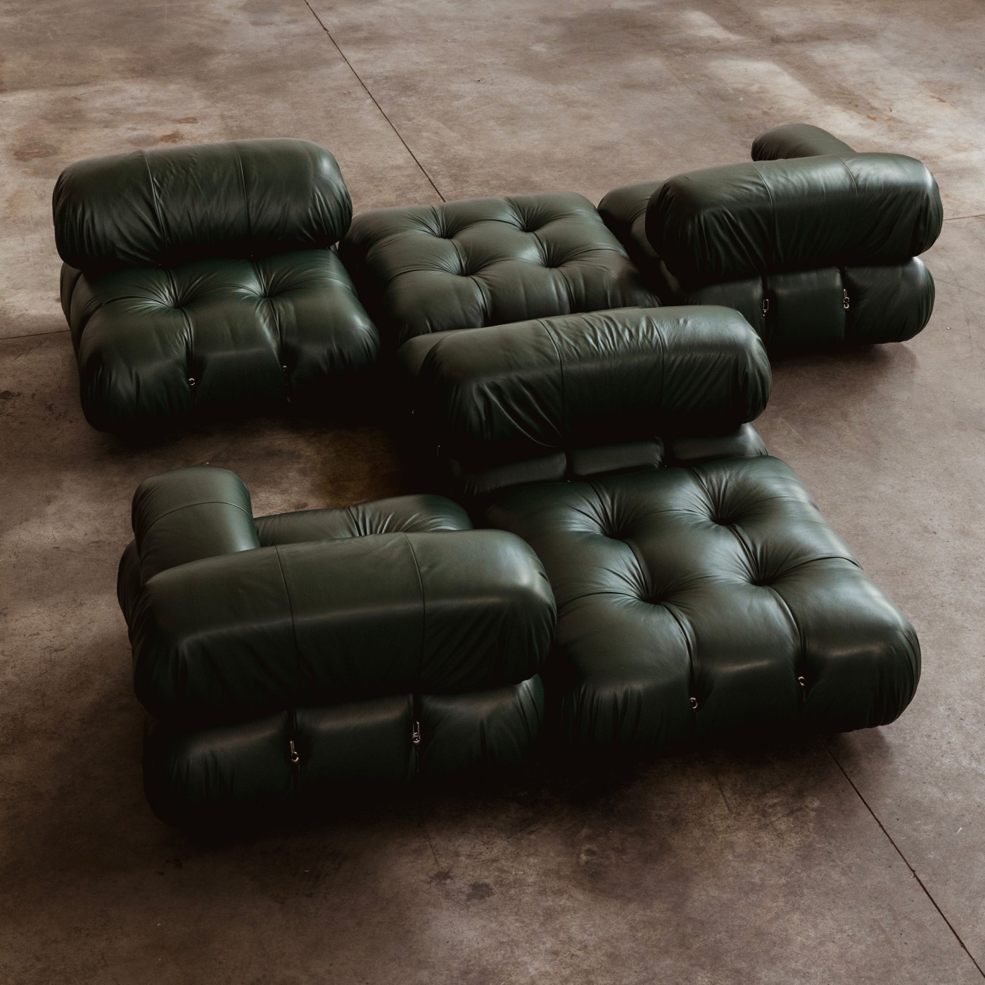 Mario Bellini "Camaleonda" Modular Sofa for B&B Italia, Dark Green Leather, 1970, Set of 6, 1970