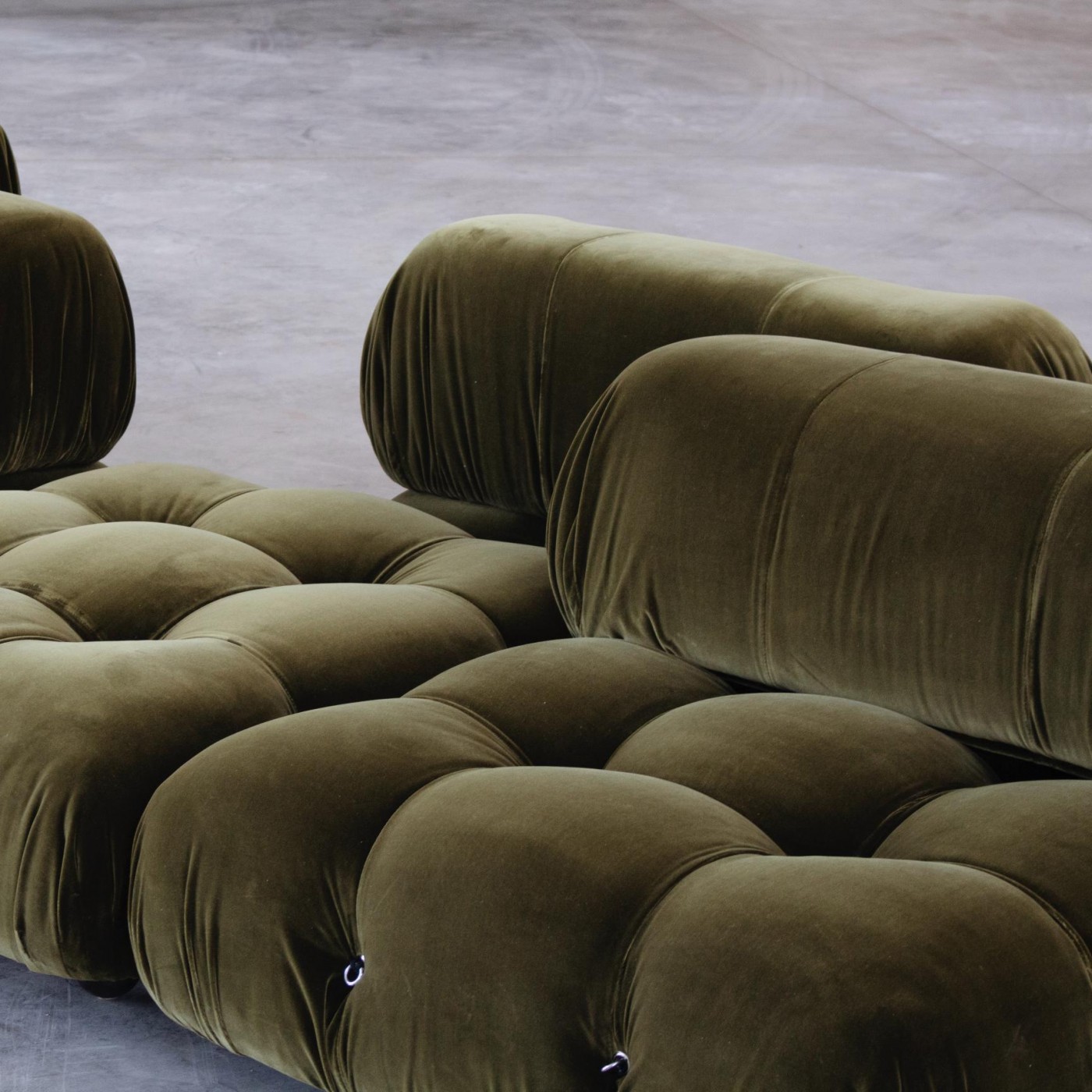 Mario Bellini "Camaleonda" Sofa for B&B Italia, Musk Green Velvet, 1970, Set of 6, 1970