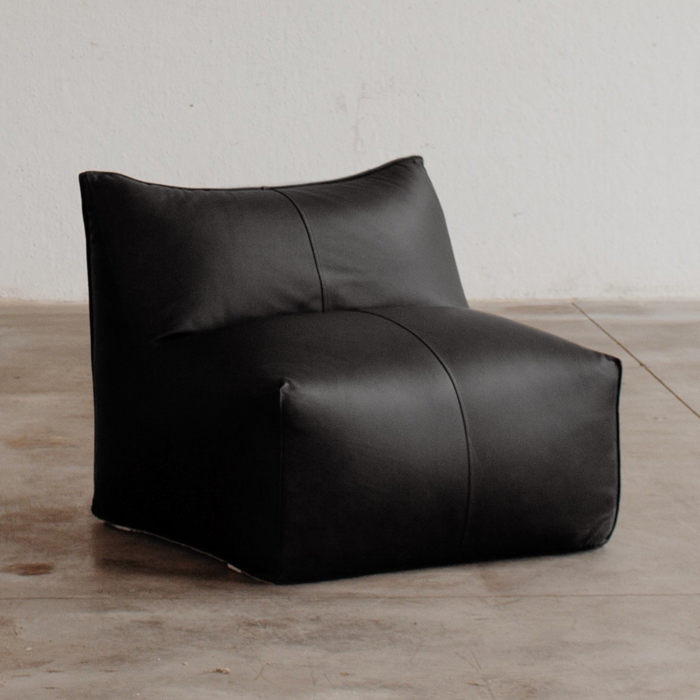 Mario Bellini “Le Bambole” Easy chairs for B&B Italia, Black Leather, 1971, Set of 2, 1970s