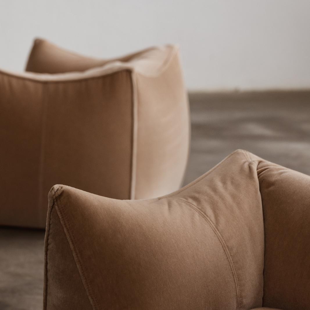 Mario Bellini "Le Bambole" Living Room Set for B&B Italia, mohair velvet, 1971, 1971