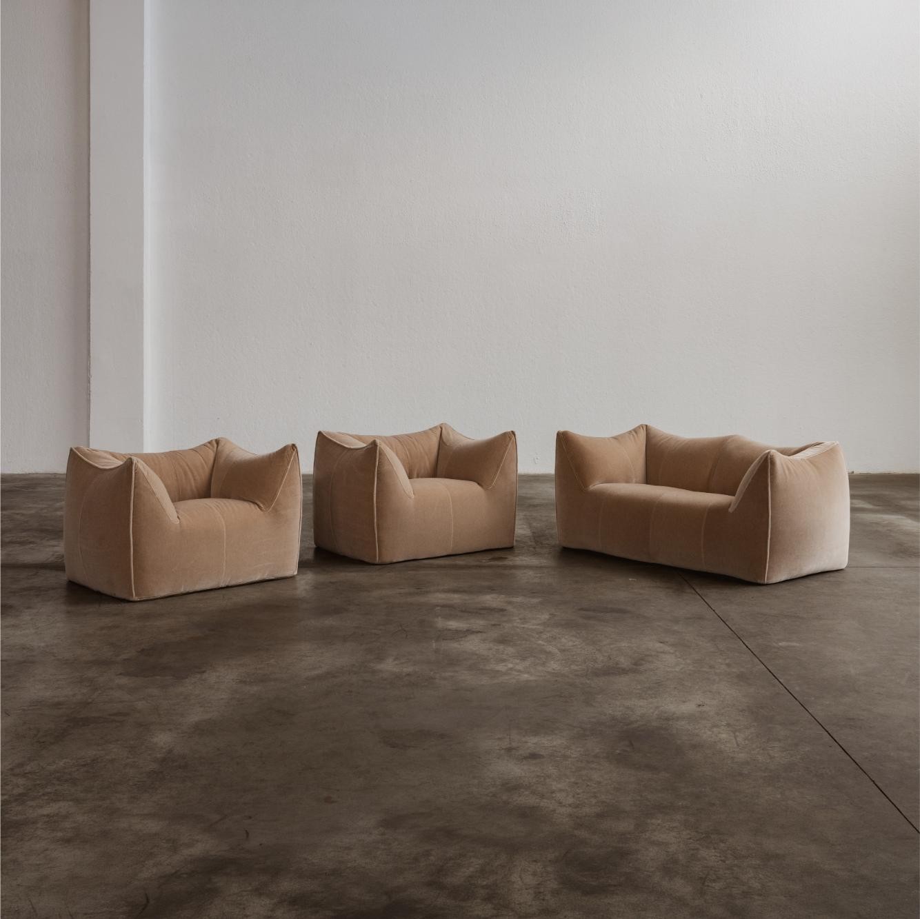 Mario Bellini "Le Bambole" Living Room Set for B&B Italia, mohair velvet, 1971, 1971