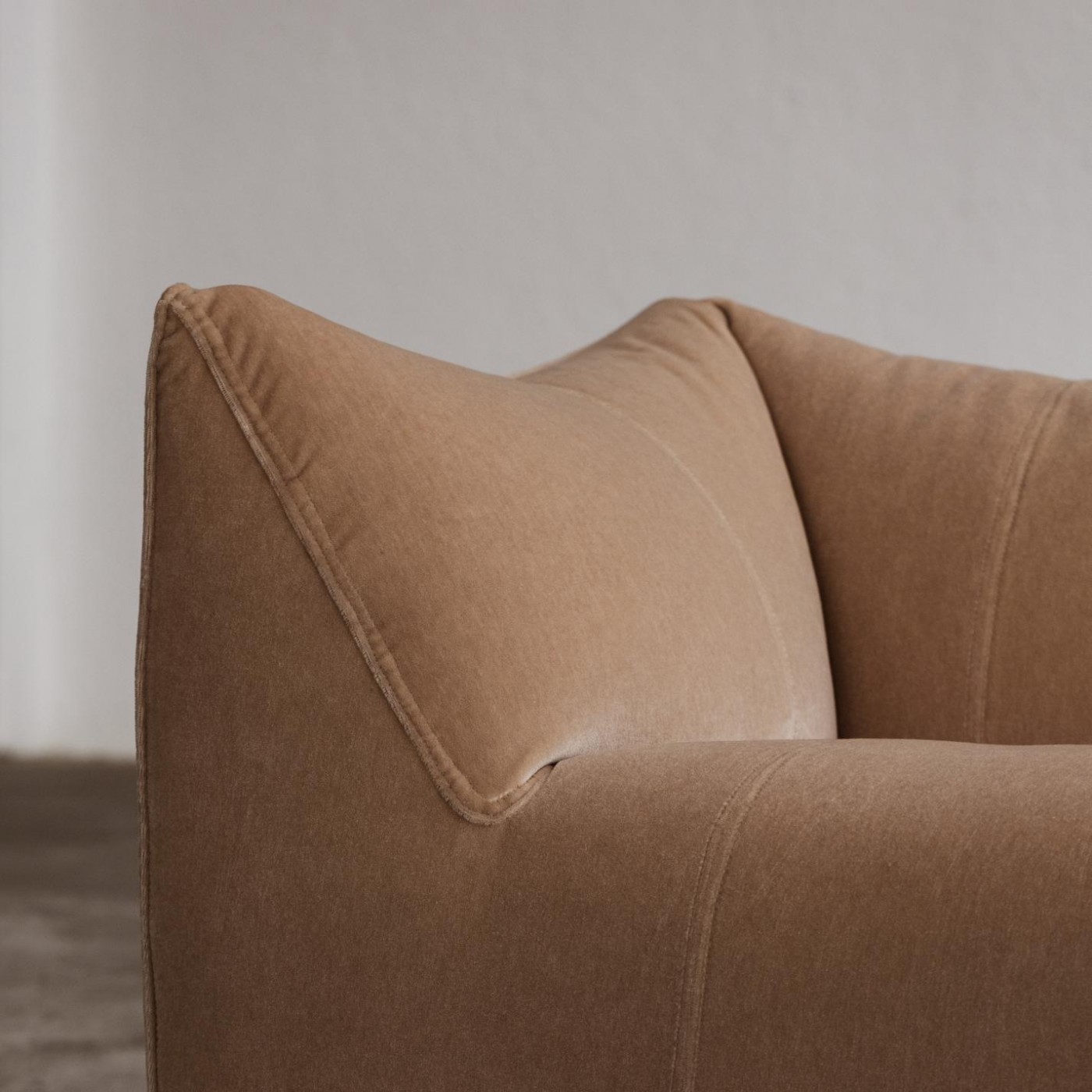 Mario Bellini "Le Bambole" Sofa for B&B Italia, mohair velvet, 1971, 1971