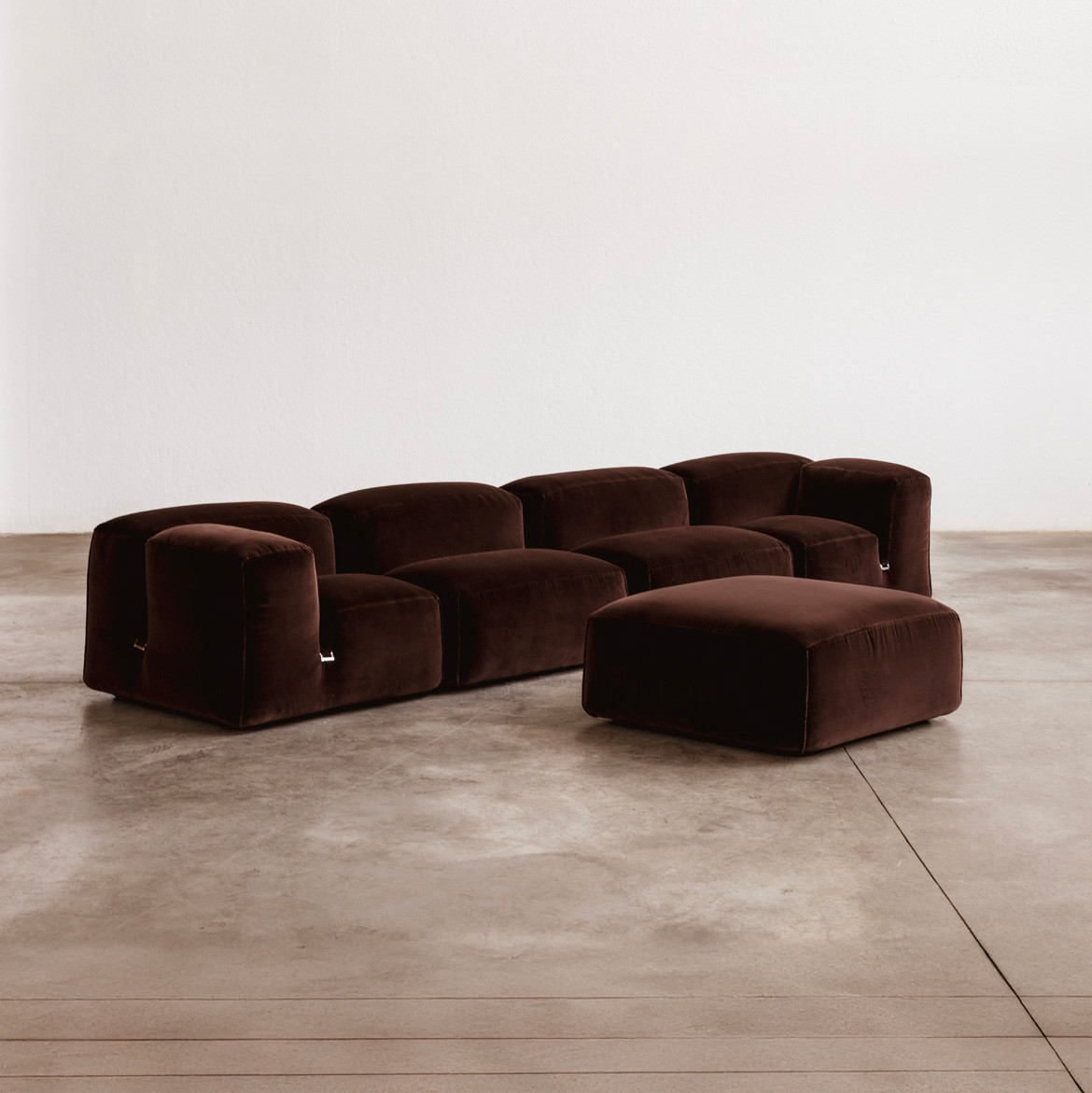 Mario Bellini “Le Mura” Modular Sofa for Cassina, Dark Brown Velvet, 1972, Set of 5, 1972