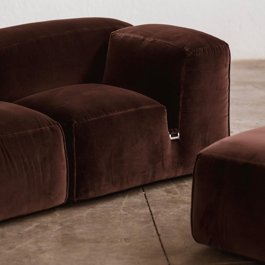 Mario Bellini “Le Mura” Modular Sofa for Cassina, Dark Brown Velvet, 1972, Set of 5, 1972
