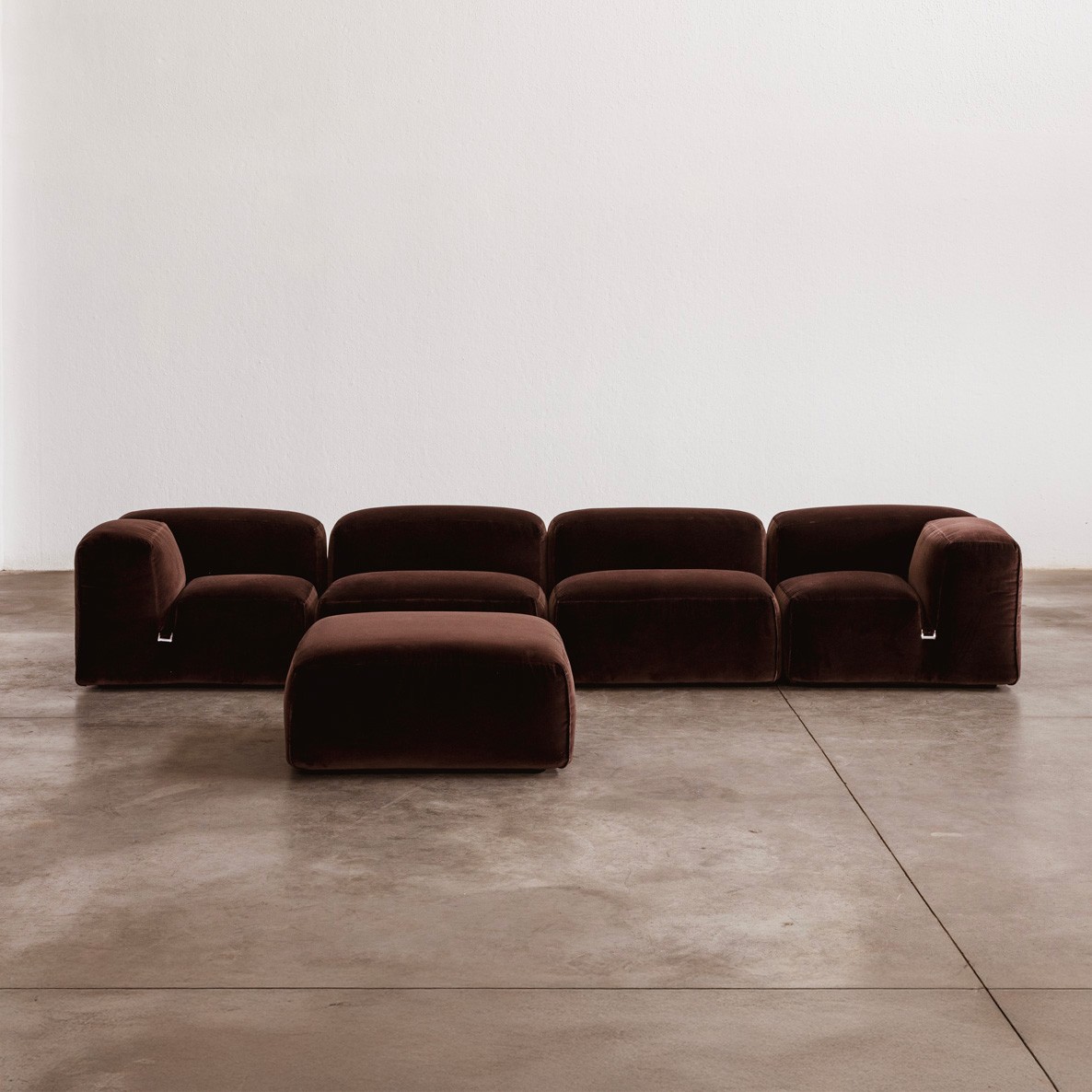 Mario Bellini “Le Mura” Modular Sofa for Cassina, Dark Brown Velvet, 1972, Set of 5, 1972