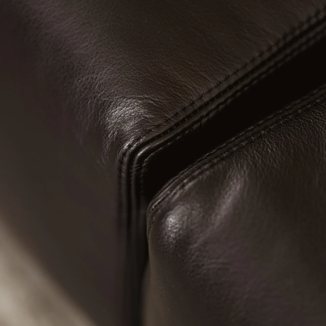 Menilio Taro "811" Modular Sofa for Cinova, Black Leather, 1970, Set of 6, 1970