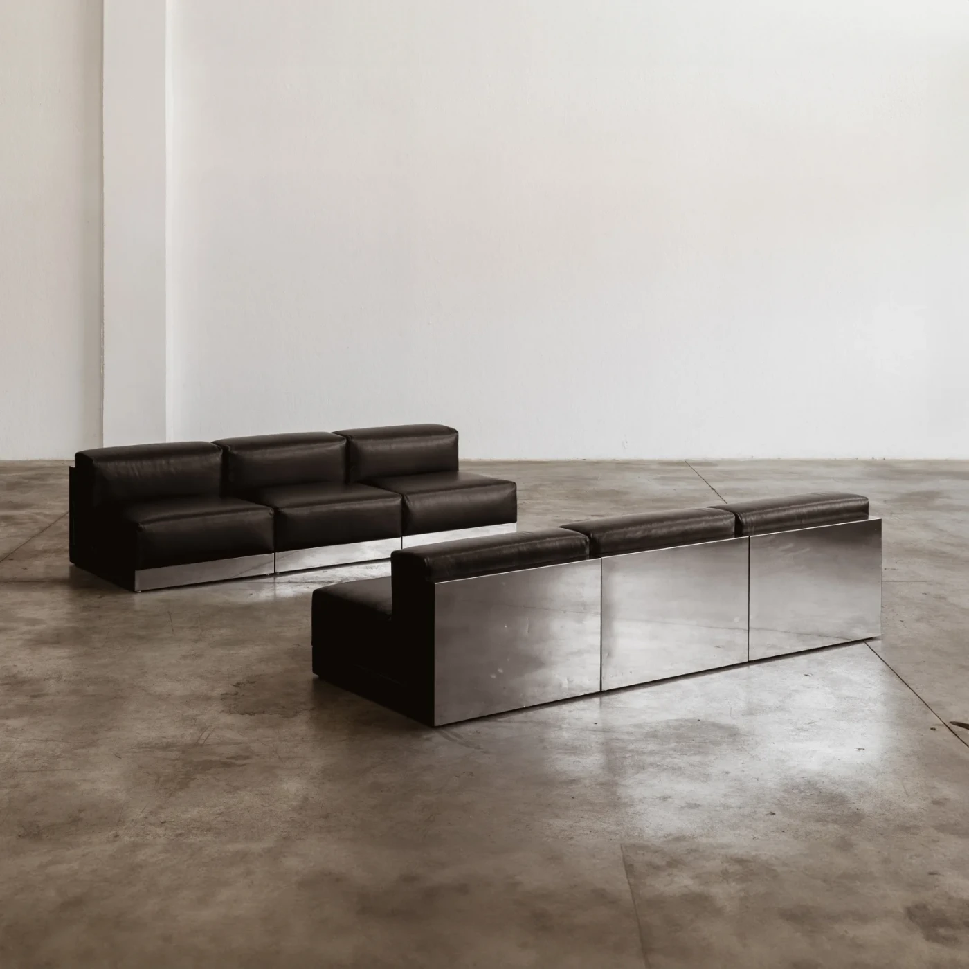 Menilio Taro "811" Modular Sofa for Cinova, Black Leather, 1970, Set of 6, 1970
