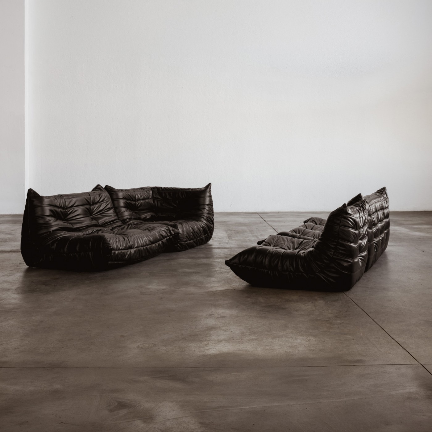 Michel Ducaroy “Togo” Modular Sofa for Ligne Roset, Black Leather, 1973, Set of 4, 1973