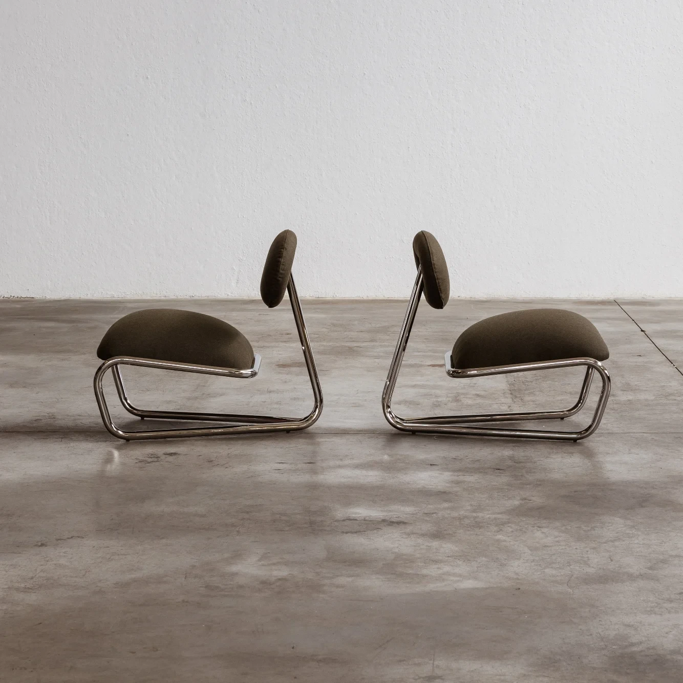 Modernist Lounge Chairs, Green Wool, 1970, Set of 2, 1970