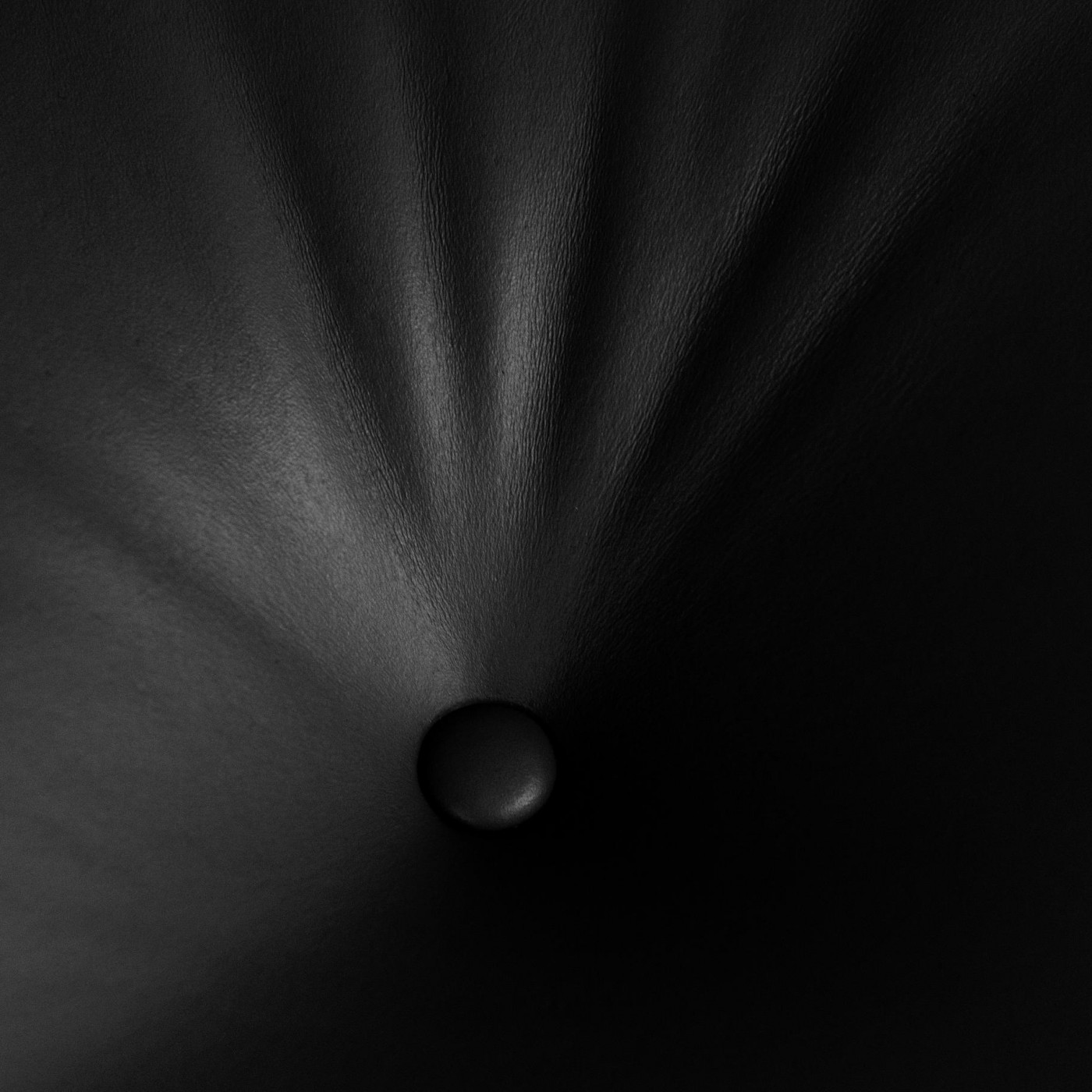 Oscar Niemeyer “Alta” Lounge Set for Mobilier International, Black Leather,  1971, 1970s