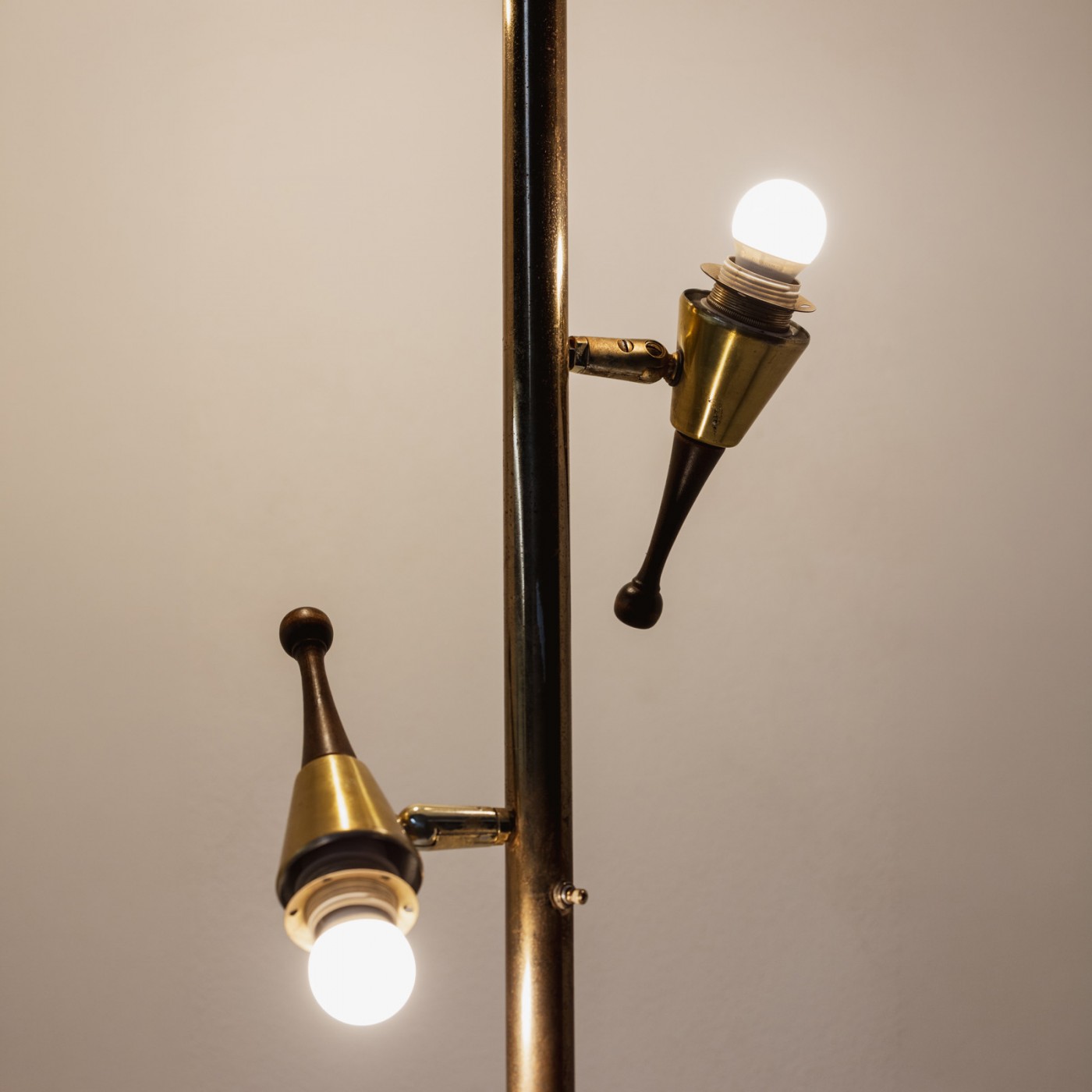 Oscar Torlasco Tension Pole Lamp for Lumi, 1970s, 1970s