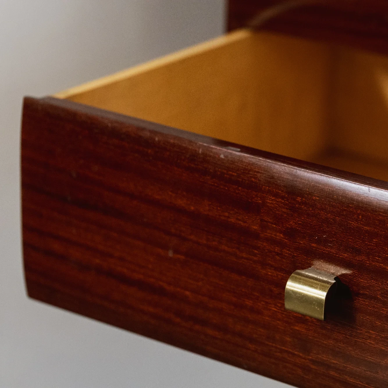 Osvaldo Borsani Wall Mounted Console, 1950s, 1950s