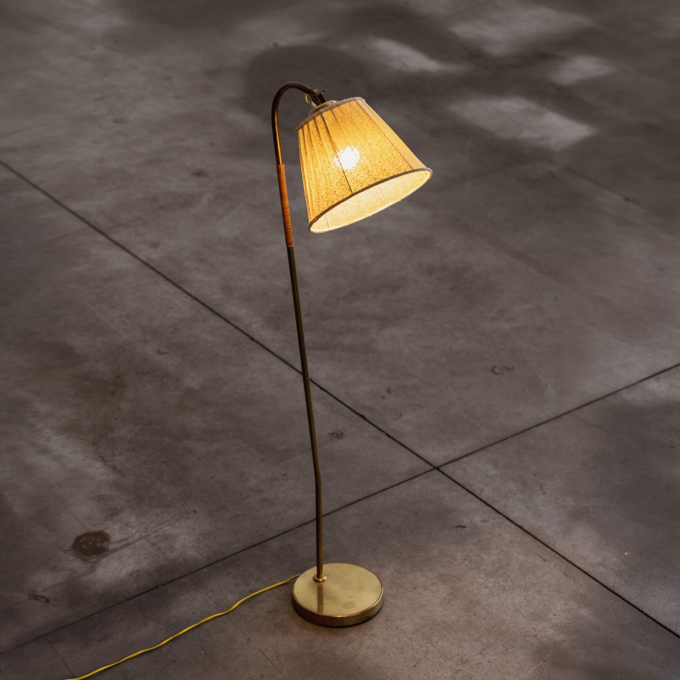 Paavo Tynell Floor Lamp for Idman Oy, 1960s, 1960s