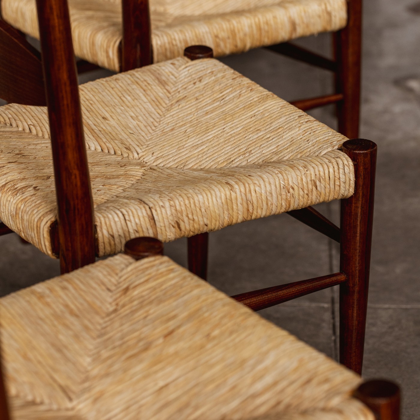 Paolo Buffa Sculptural dining chairs, wood and straw, Italy, 1948, Set of 10, 1940s