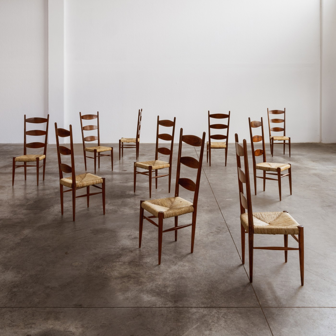 Paolo Buffa Sculptural dining chairs, wood and straw, Italy, 1948, Set of 10, 1940s