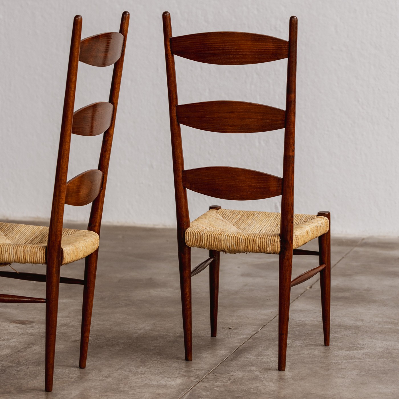 Paolo Buffa Sculptural dining chairs, wood and straw, Italy, 1948, Set of 10, 1940s