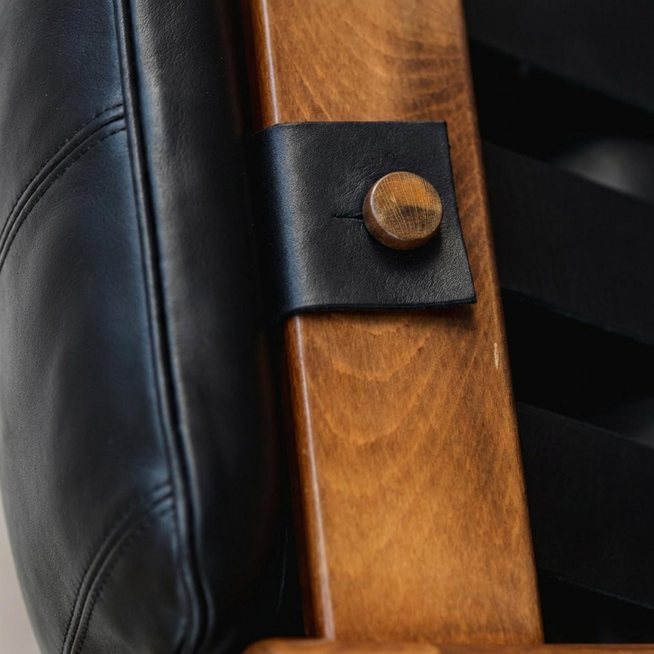 Percival Lafer “MP-41” Armchairs for Lafer MP, Black Leather, 1972, 1972