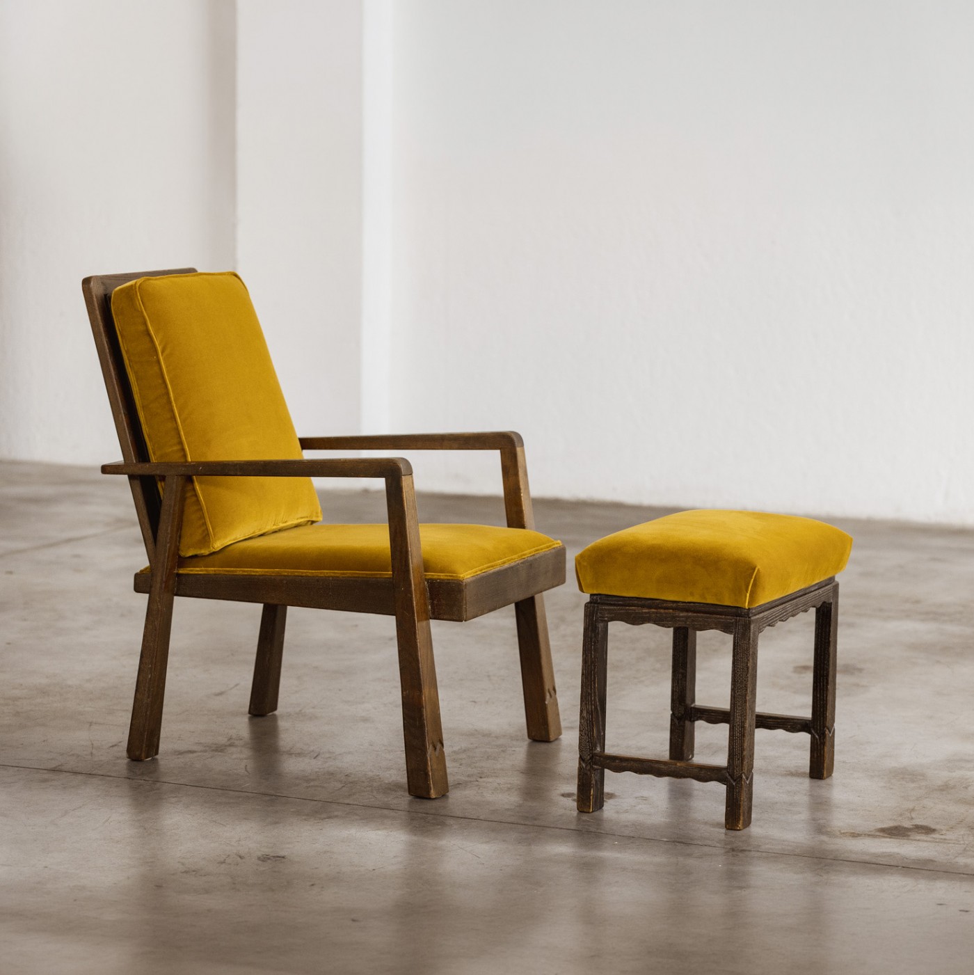 Pierluigi Colli Armchairs with Ottomans for Colli, Italy, 1940, Set of 2, 1940