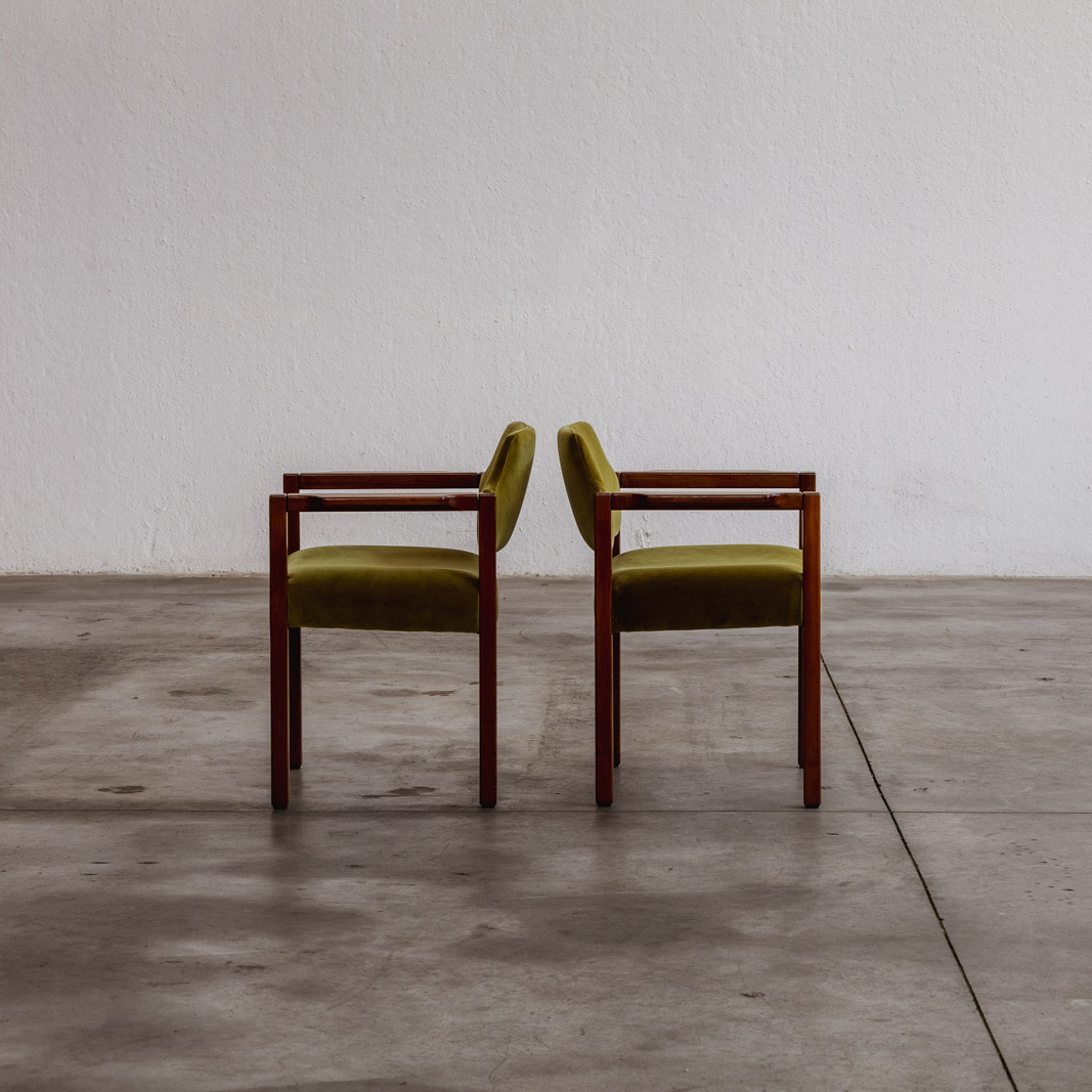Umberto Brandigi "Jollina" Dining Chairs for Poltronova, Green Velvet, 1960s, Set of 8, 1960s