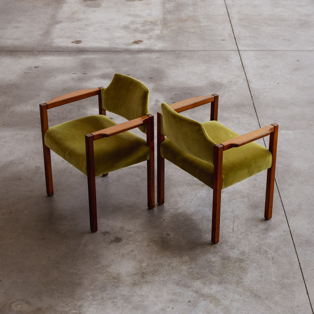 Umberto Brandigi "Jollina" Dining Chairs for Poltronova, Green Velvet, 1960s, Set of 8, 1960s
