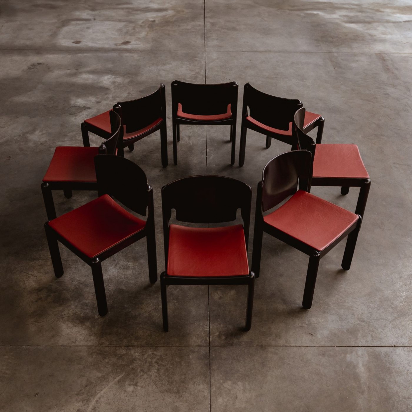 Vico Magistretti "122" Dining Chairs for Cassina, Red Leather, 1967, Set of 8, 1967
