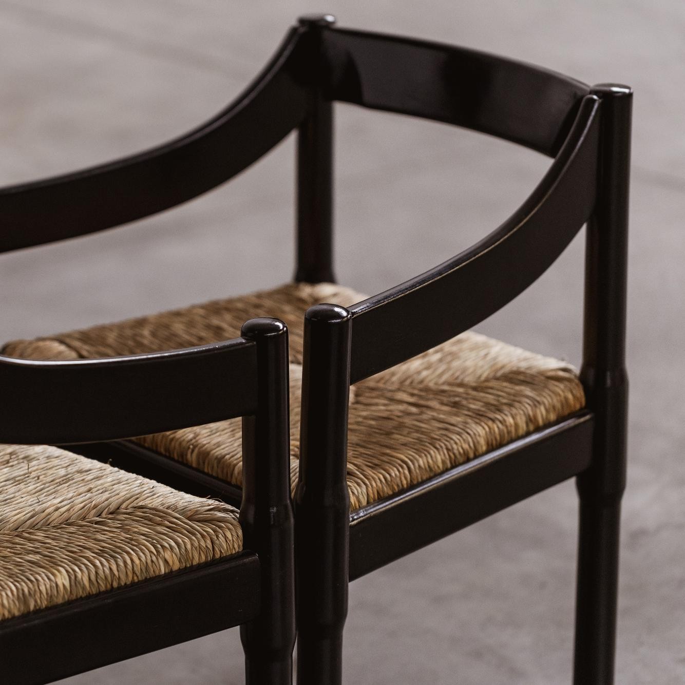 Vico Magistretti "Carimate" Dining Chairs for Cassina, black lacquered wood, 1960, Set of 8, 1960